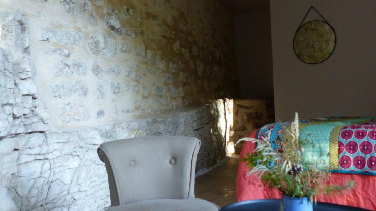 Отель Les Jardins Sauvages Cabrerets Экстерьер фото